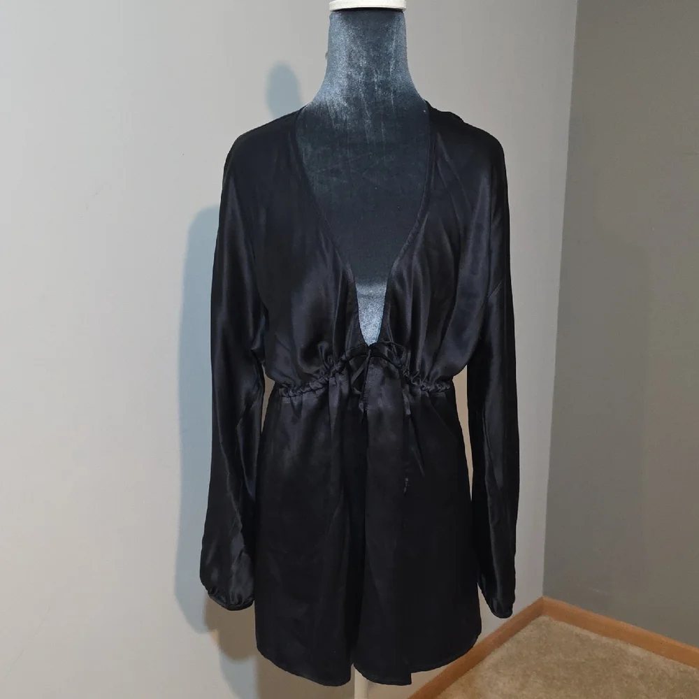 Sigal A‎ Black Silk Top Sz Medium